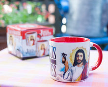 Cargar imagen en el visor de la galería, Taza Jesus shaves 0981