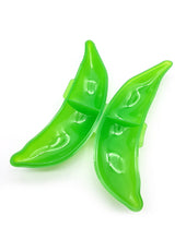 Cargar imagen en el visor de la galería, Kikkerland pastillero en forma de chicharo CD102