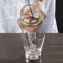 Cargar imagen en el visor de la galería, Kikkerland Cuchara Con Colador BA99