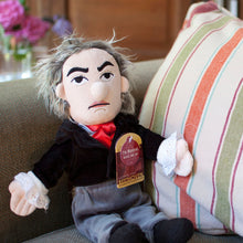 Cargar imagen en el visor de la galería, Muñeco De Peluche Ludwig Van Beethoven