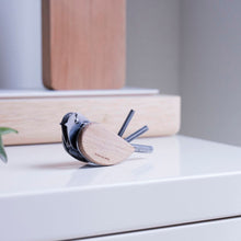 Cargar imagen en el visor de la galería, Kikkerland multiherramienta pajaro CD113