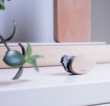 Cargar imagen en el visor de la galería, Kikkerland multiherramienta pajaro CD113