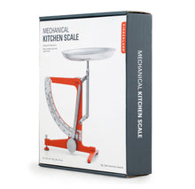 Cargar imagen en el visor de la galería, Kikkerland bascula manual p/ cocina roja CU224