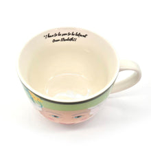 Cargar imagen en el visor de la galería, kikkerland taza de porcelana de la reyna isabel ii CU305
