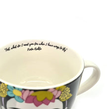 Cargar imagen en el visor de la galería, Kikkerland taza de porcelana Frida Kahlo CU307