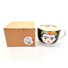 Cargar imagen en el visor de la galería, Kikkerland taza de porcelana Frida Kahlo CU307