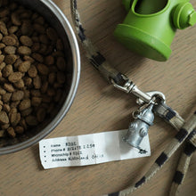 Cargar imagen en el visor de la galería, Kikkerland ID colgante para perro DIG44