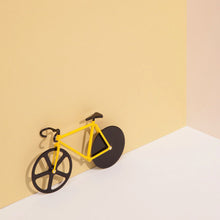 Cargar imagen en el visor de la galería, Doiy cortador de pizza bici "bumblebee" DYFIXIEBB