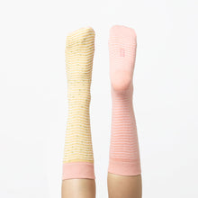 Cargar imagen en el visor de la galería, Doiy calcetines diseño ramen 2 pzas DYRAMENSO