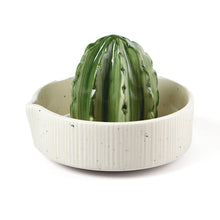 Cargar imagen en el visor de la galería, EXPRIMIDOR DE CERAMICA "SONORA" BLANCO