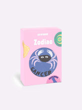 Cargar imagen en el visor de la galería, Doiy calcetines diseño zodiaco cancer EMSNCRZOCA