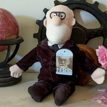 Cargar imagen en el visor de la galería, Muñeco De Peluche Sigmund Freud