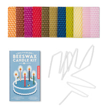 Cargar imagen en el visor de la galería, kikkerland kit de velas de cera de abejas multicolo GG192