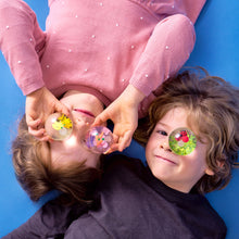 Cargar imagen en el visor de la galería, Kikkerland Bolas Saltarinas Hambrientas KID02-A Assorted