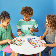 Cargar imagen en el visor de la galería, Kikkerland Juego De Bingo Peek-A-Zoo KID25-F