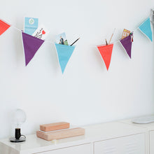 Cargar imagen en el visor de la galería, Kikkerland organizador de banderillas p/fiesta OR70