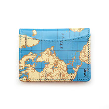 Cargar imagen en el visor de la galería, Kikkerland Cartera Swip De Mapas WA21