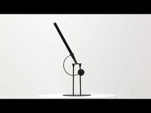 Cargar y reproducir el video en el visor de la galería, kikkerland bolígrafo de equilibrio acrobat ST125