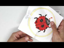 Cargar y reproducir el video en el visor de la galería, kikkerland mini kit para bordar GG229