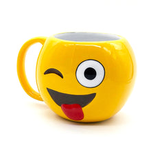 Cargar imagen en el visor de la galería, taza de ceramica emoji &quot;kooky&quot; amg051
