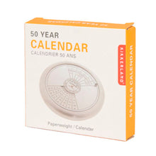 Cargar imagen en el visor de la galería, Kikkerland calendario 50 años CAL50
