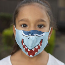 Cargar imagen en el visor de la galería, Kikkerland mascara de tiburon para niños MK18
