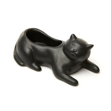 Cargar imagen en el visor de la galería, kikkerland maceta de porcelana gato negro PL14
