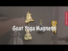 Cargar y reproducir el video en el visor de la galería, Kikkerland magnetos diseño: cabras yoga 5 pzas MG93
